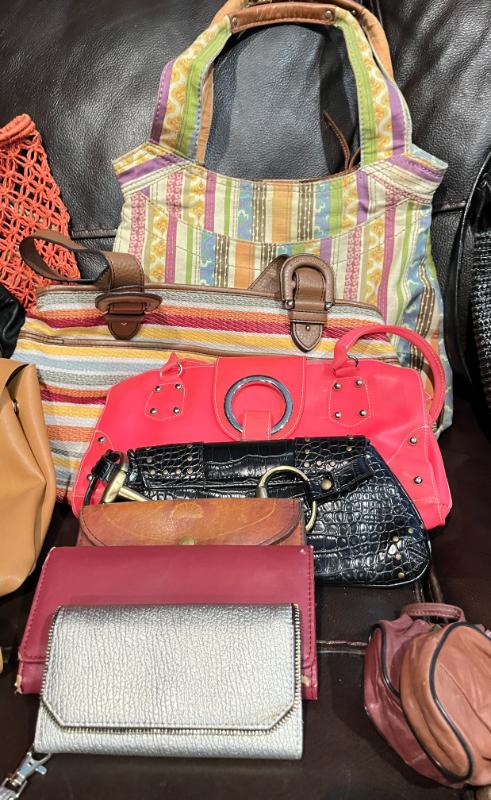 Sale Photo Thumbnail #11