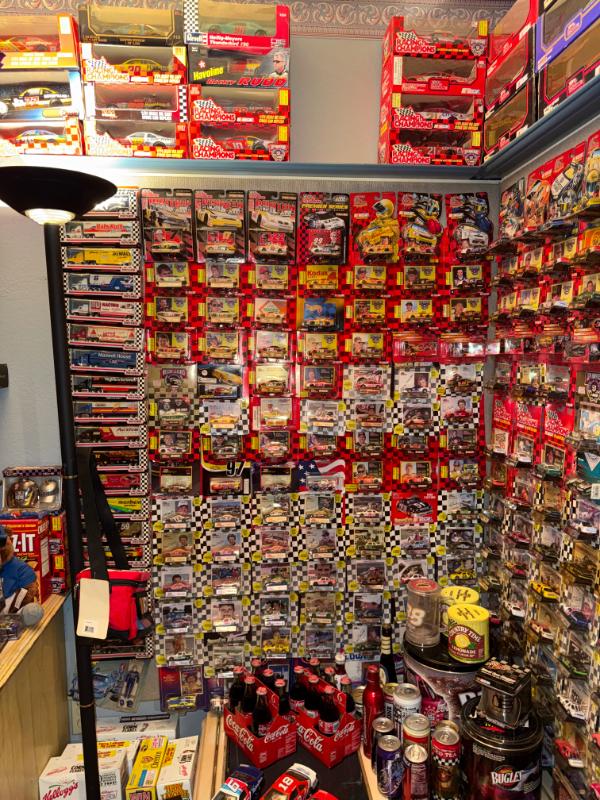 Sale Photo Thumbnail #3