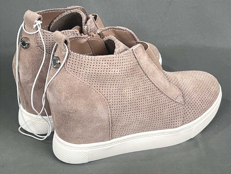 Sale Photo Thumbnail #291