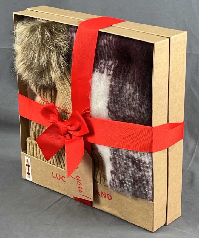 Sale Photo Thumbnail #262