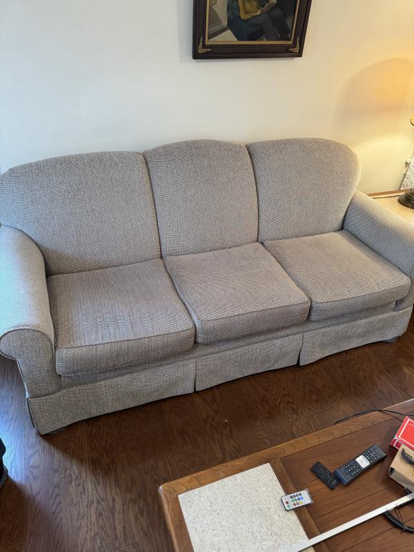 Sale Photo Thumbnail #3