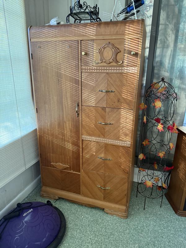 Sale Photo Thumbnail #166