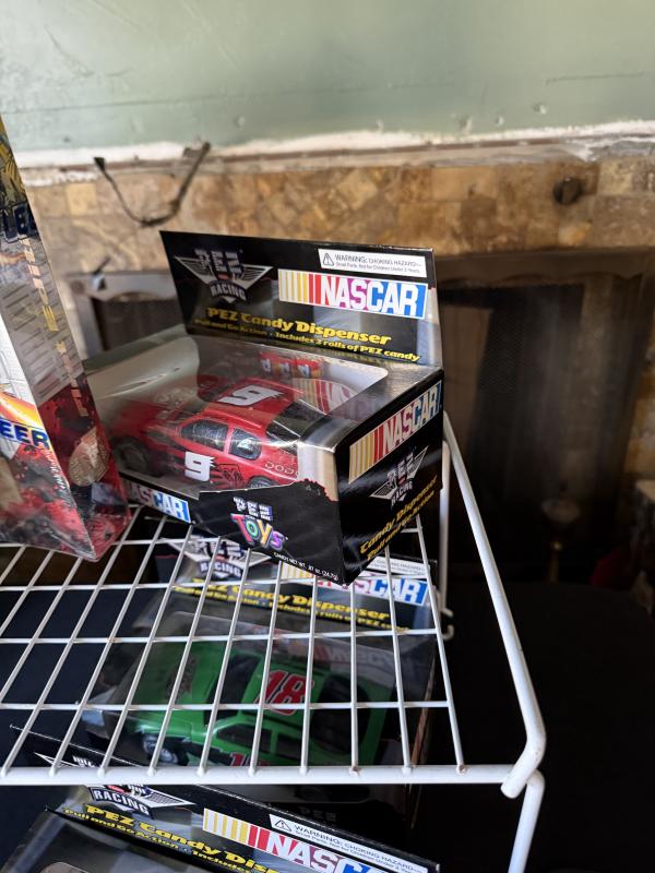 Sale Photo Thumbnail #173