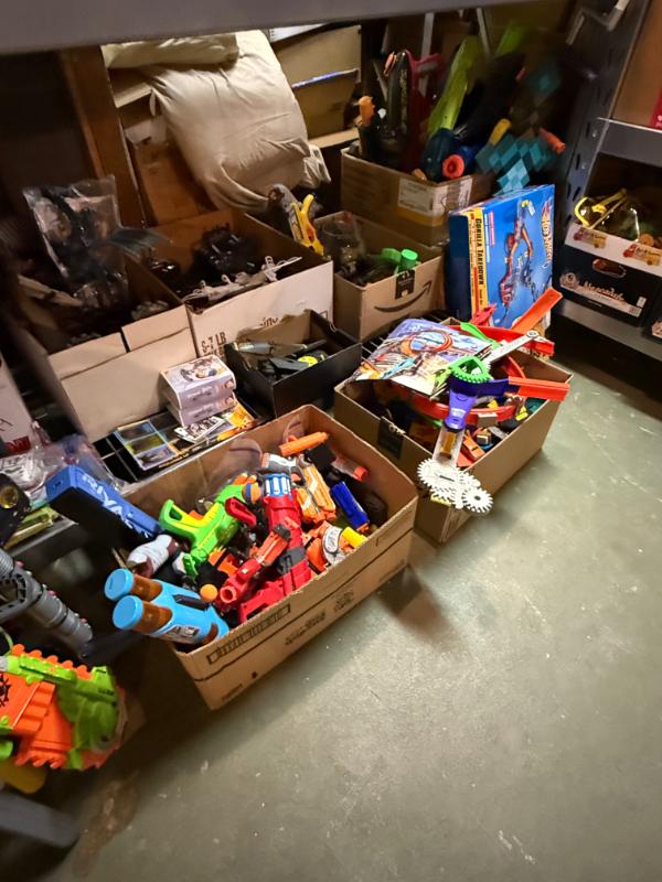 Sale Photo Thumbnail #86