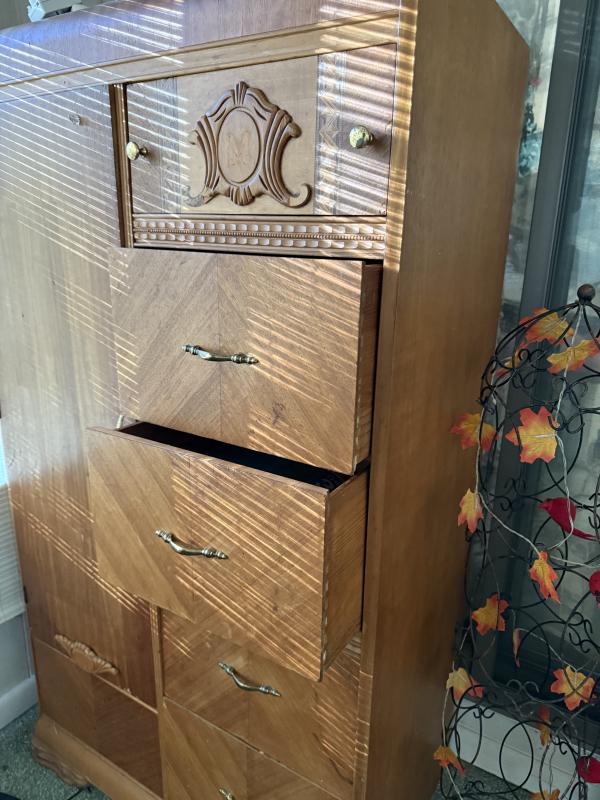 Sale Photo Thumbnail #168