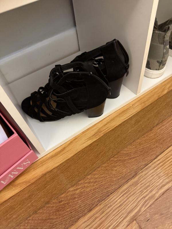 Sale Photo Thumbnail #248