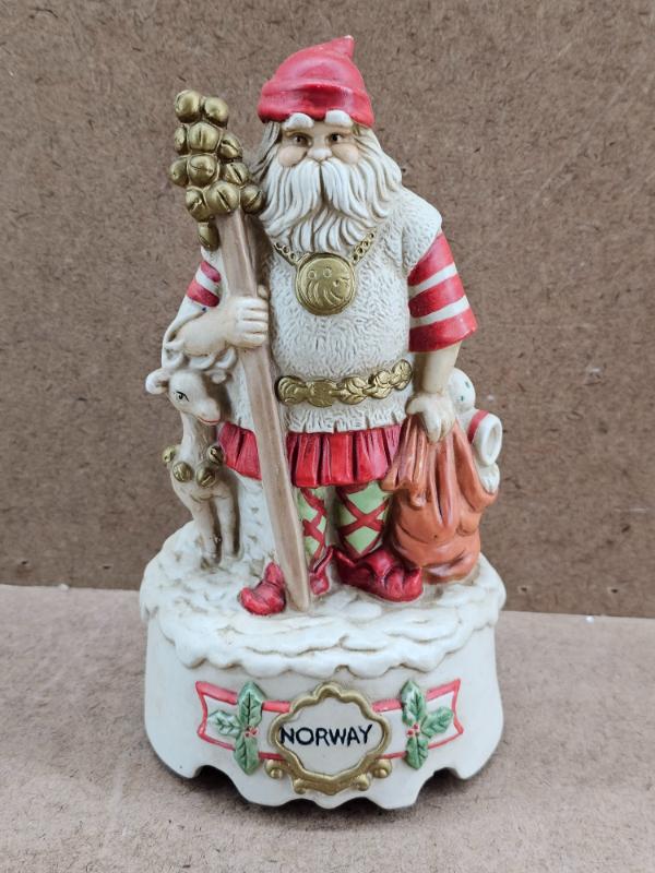 Sale Photo Thumbnail #178