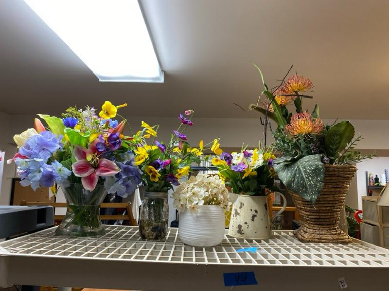 Sale Photo Thumbnail #119