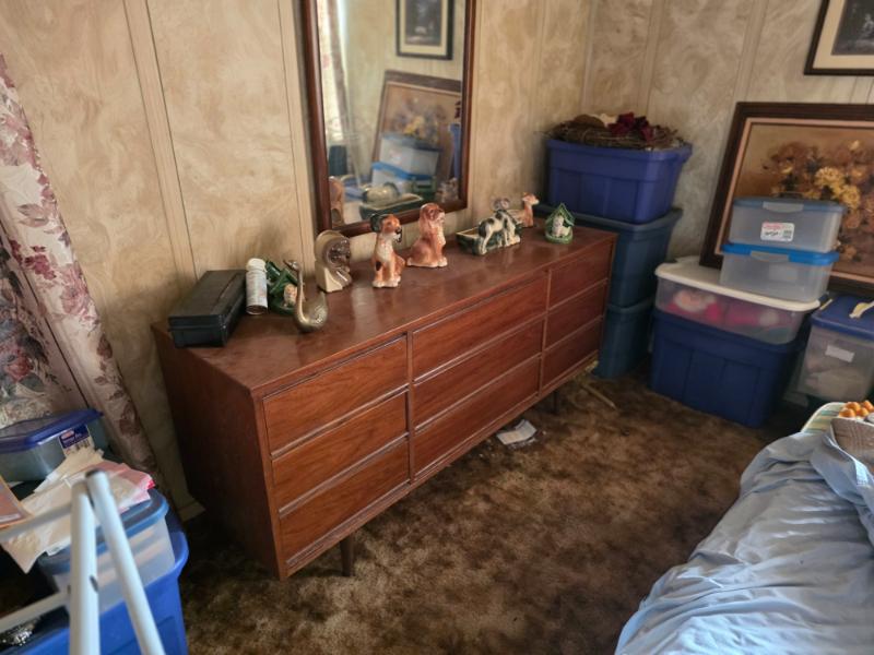 Sale Photo Thumbnail #12