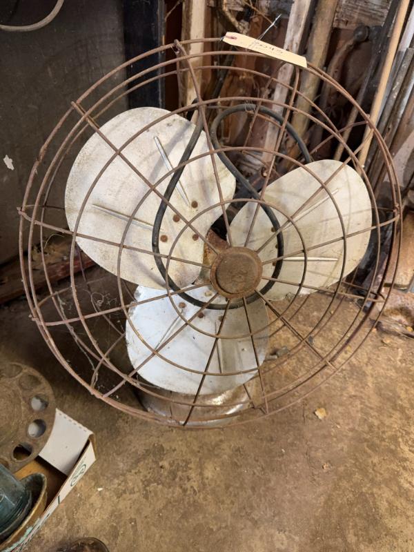 Sale Photo Thumbnail #752