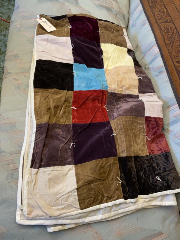 Sale Photo Thumbnail #650