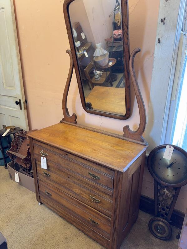 Sale Photo Thumbnail #544