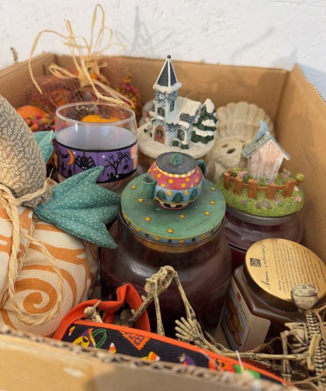 Sale Photo Thumbnail #398