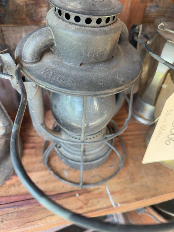 Sale Photo Thumbnail #718