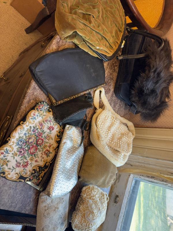 Sale Photo Thumbnail #500