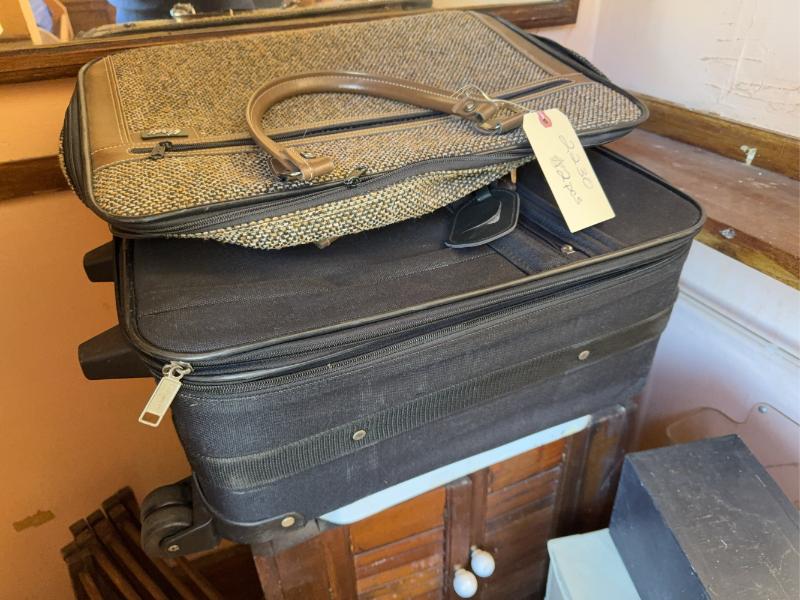 Sale Photo Thumbnail #572