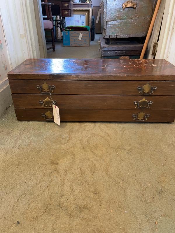 Sale Photo Thumbnail #532