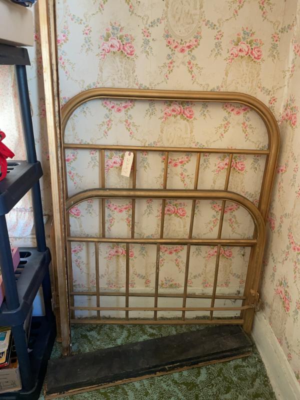 Sale Photo Thumbnail #632