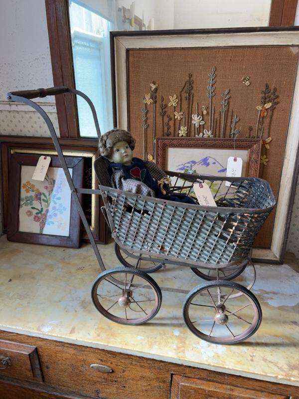 Sale Photo Thumbnail #693