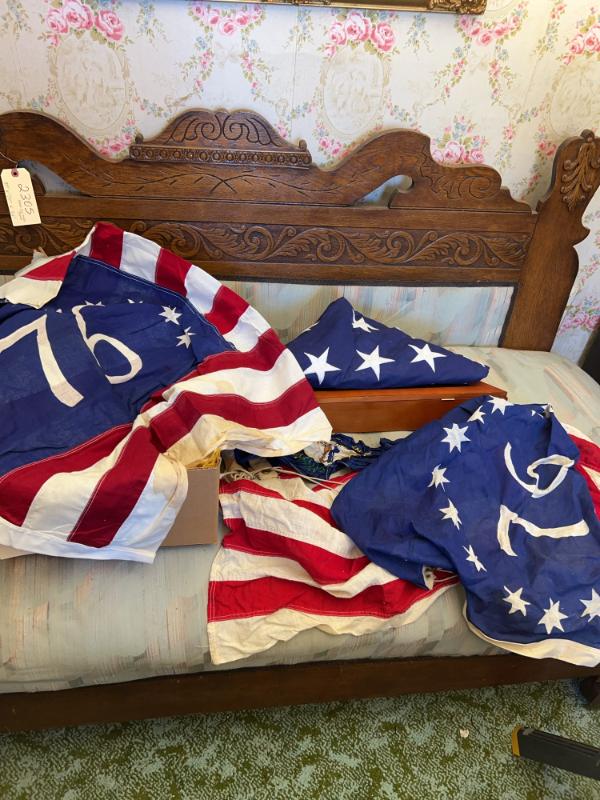 Sale Photo Thumbnail #677