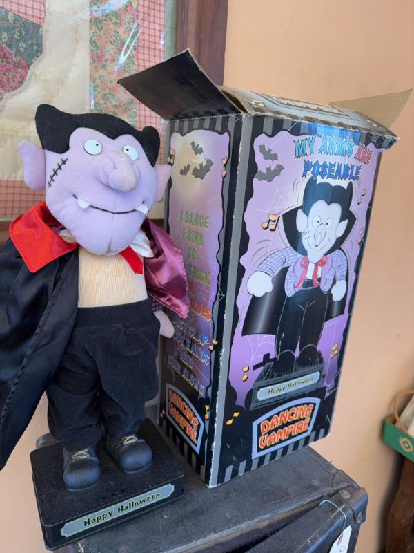 Sale Photo Thumbnail #556