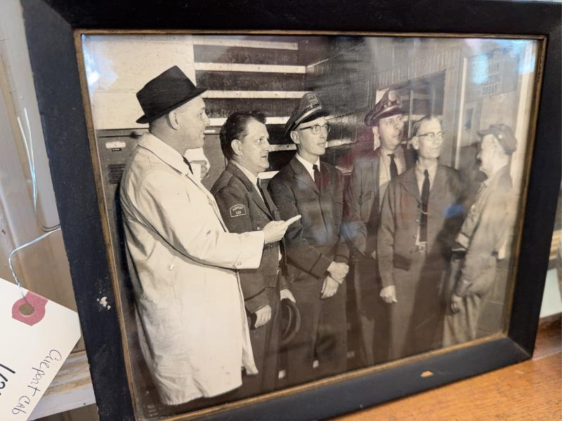 Sale Photo Thumbnail #85