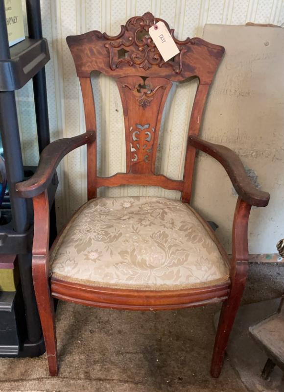 Sale Photo Thumbnail #206