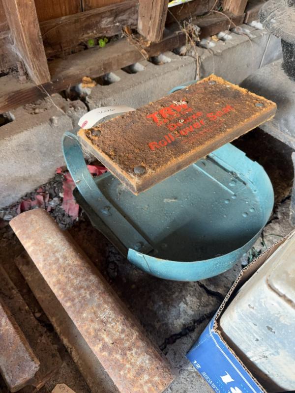 Sale Photo Thumbnail #737