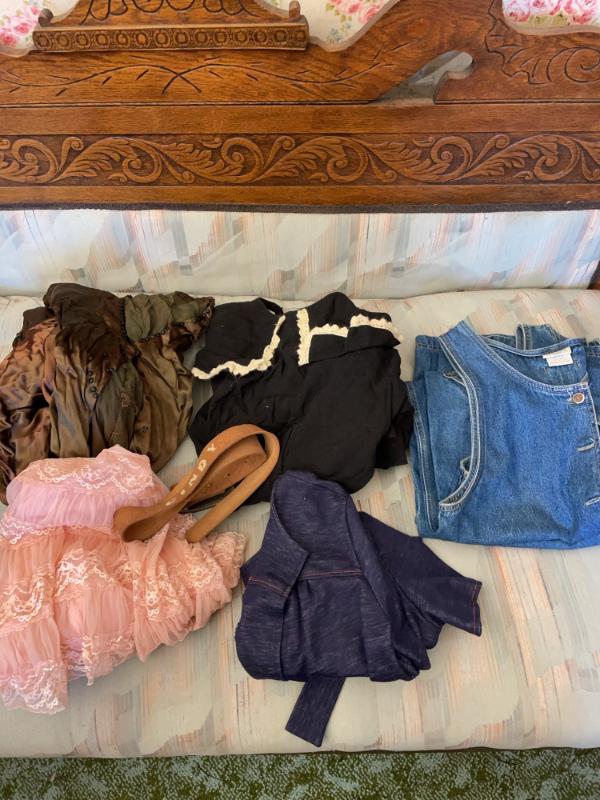 Sale Photo Thumbnail #659