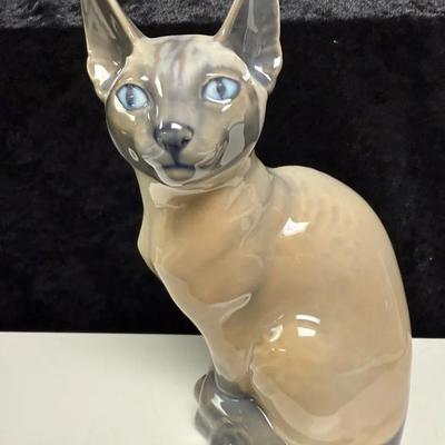 vintage Royal Copenhagen porcelain figurine of a Siamese cat, model number 3281