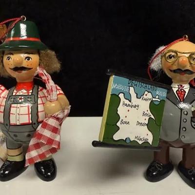 VINTAGE KATHE WOHLFAHRT WOOD ORNAMENT MAN WITH BEER STEIN