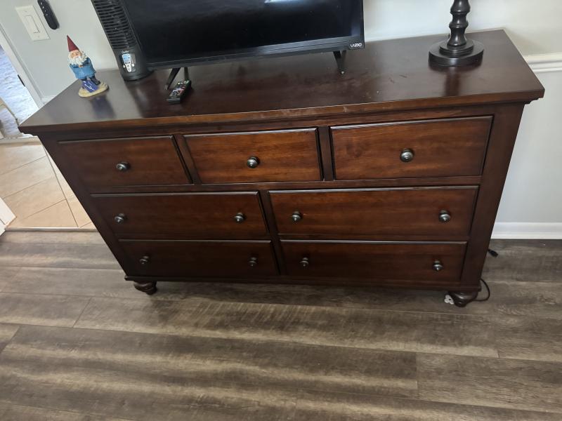 Sale Photo Thumbnail #10