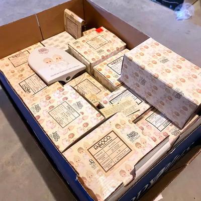 Box Of Precious Moments Figurines (13)