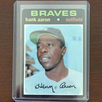 1971 Topps Baseball Card. Hank Aaron - Card #400