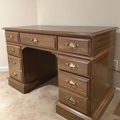 Wooden Desk With Laminate 