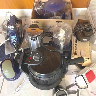Small Kitchen Appliances With Irons And Steamer
