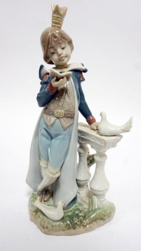 Sale Photo Thumbnail #71: 1071	LLADRO PORCELAIN FIGURE *THE LITTLE PRINCE* #5737, APPROXIMATELY 9 IN HIGH
