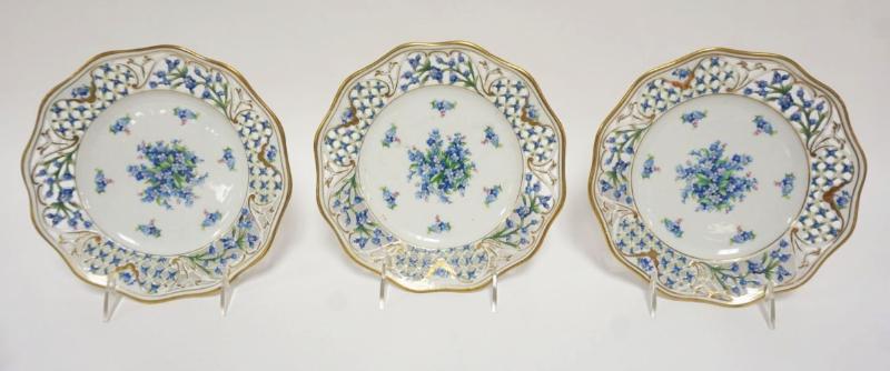 Sale Photo Thumbnail #38: 1038	3 CHALET FORGET ME NOT PLATES BY SCHUMANN BAVARIA
