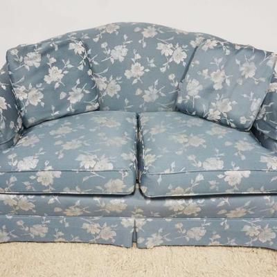 1285	STANTON COOPER FLORAL UPHOLSTERED LOVE SEAT, APPROXIMATELY 59 IN X 33 IN X 33 IN H
