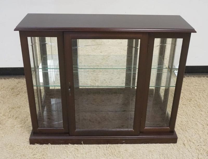 Sale Photo Thumbnail #277: 1276	PULASKI NARROW INTERIOR LIT MIRROR BACK CRYSTAL DISPLAY CABINET WITH GLASS SHELF, APPROXIMATELY 40 IN X 13 IN X 33 IN H
