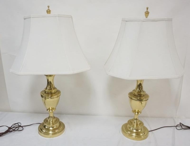 Sale Photo Thumbnail #184: 1183	PAIR OF STIFFEL BRASS URN SHAPED TABLE LAMPS, EACH APPROXIMATELY 32 IN H
