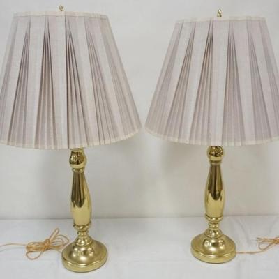 1186	PAIR OF BRASS CANDLESTICK STYLE TABLE LAMPS, EACH APPROXIMATELY 30 IN H
