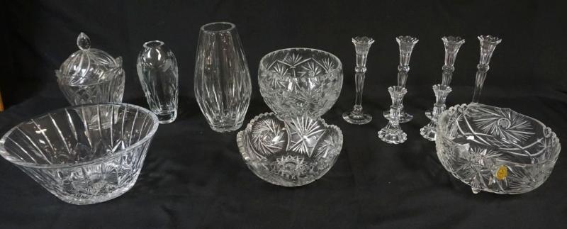 Sale Photo Thumbnail #10: 1010	LARGE ASSORTMENT OF LEAD CRYSTAL & CUT GLASS BOWL, SOME MARKED LENOX, IMPERCUX, ETC, LARGEST PIECE APPROXIMATELY 11 IN X 5 IN

