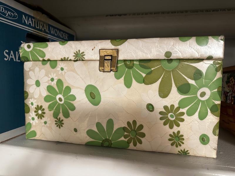 Sale Photo Thumbnail #38