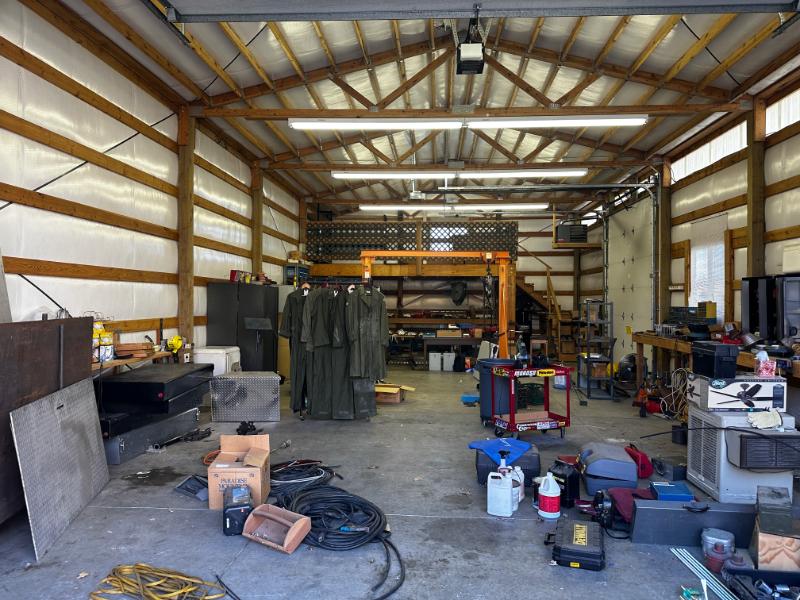 Sale Photo Thumbnail #14