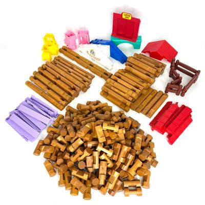Vintage Lincoln Logs Set