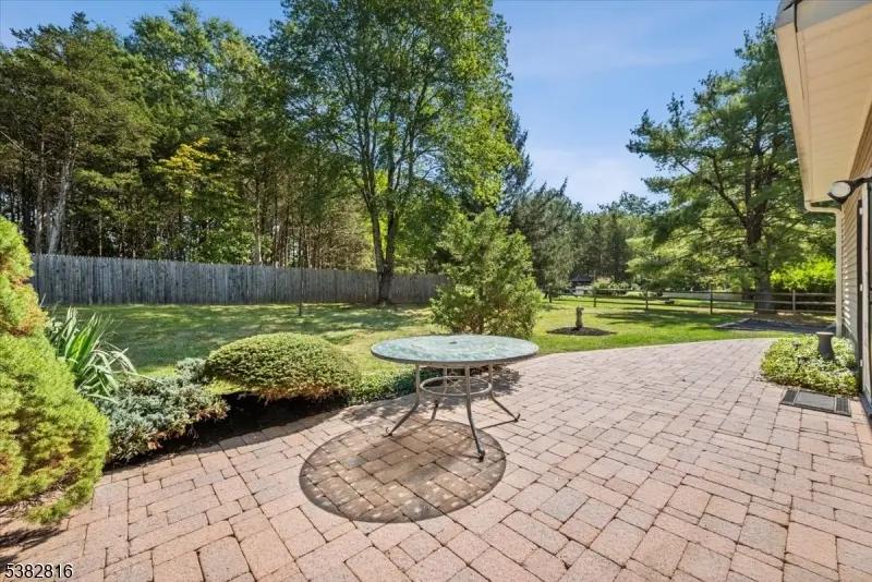 Sale Photo Thumbnail #25