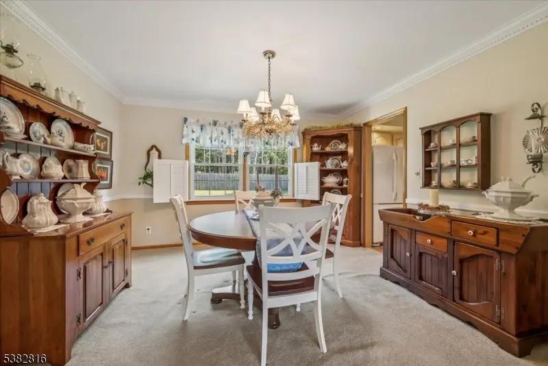 Sale Photo Thumbnail #4