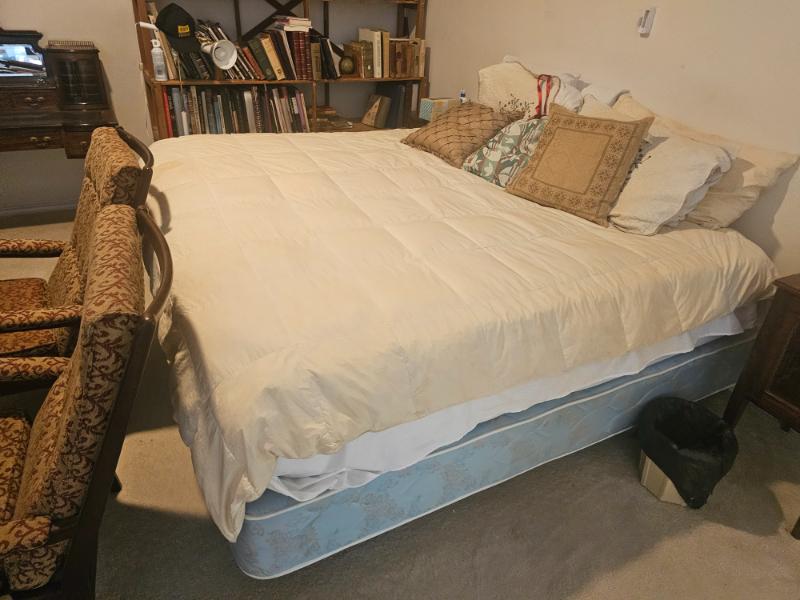 Sale Photo Thumbnail #3