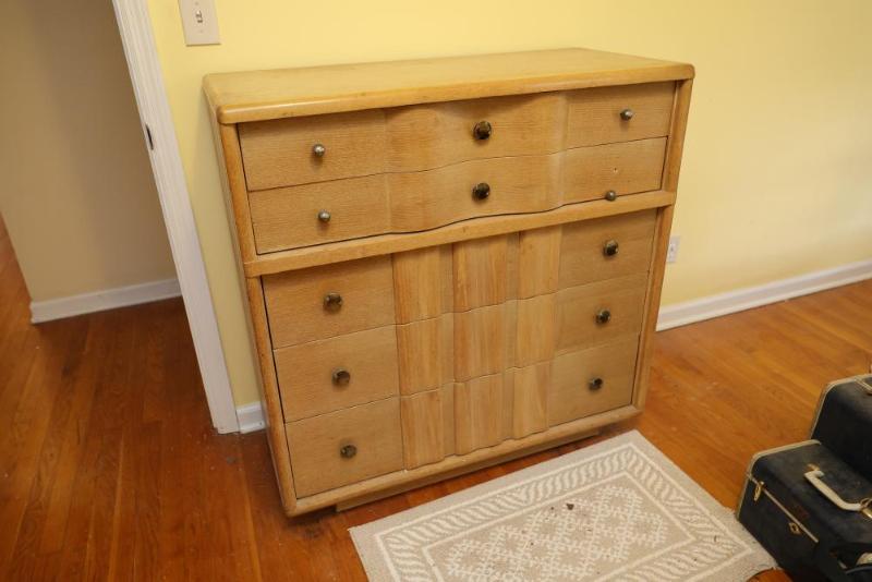 Sale Photo Thumbnail #201